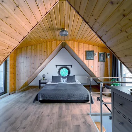 Przystan 18 アパート グダニスク