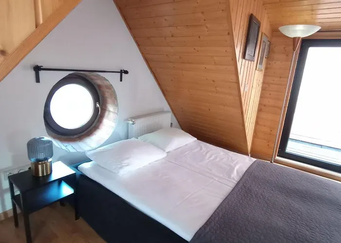 Przystan 18 Apartman